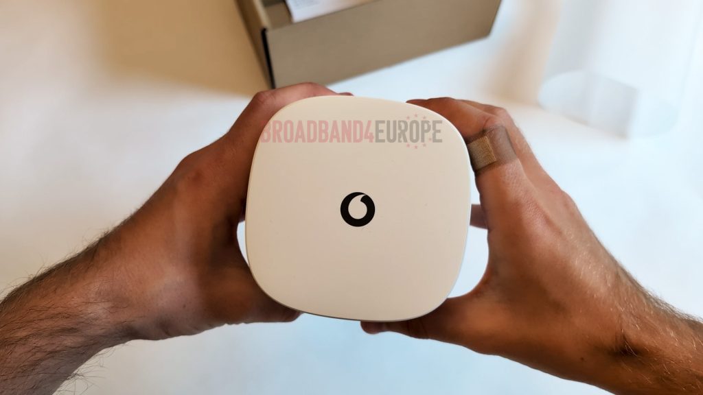 Oberseite des Vodafone GigaCube.