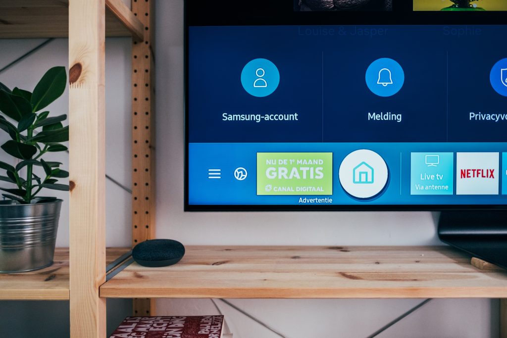 Smart TV met opties voor kabeltelevisie.