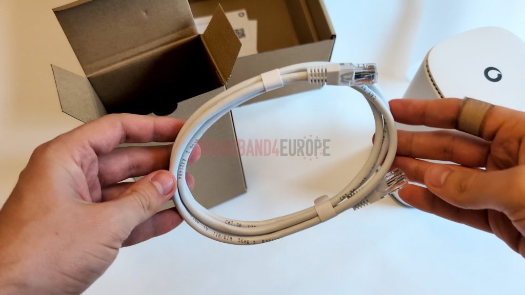 Vodafone GigaCube unboxing, showing LAN cable.