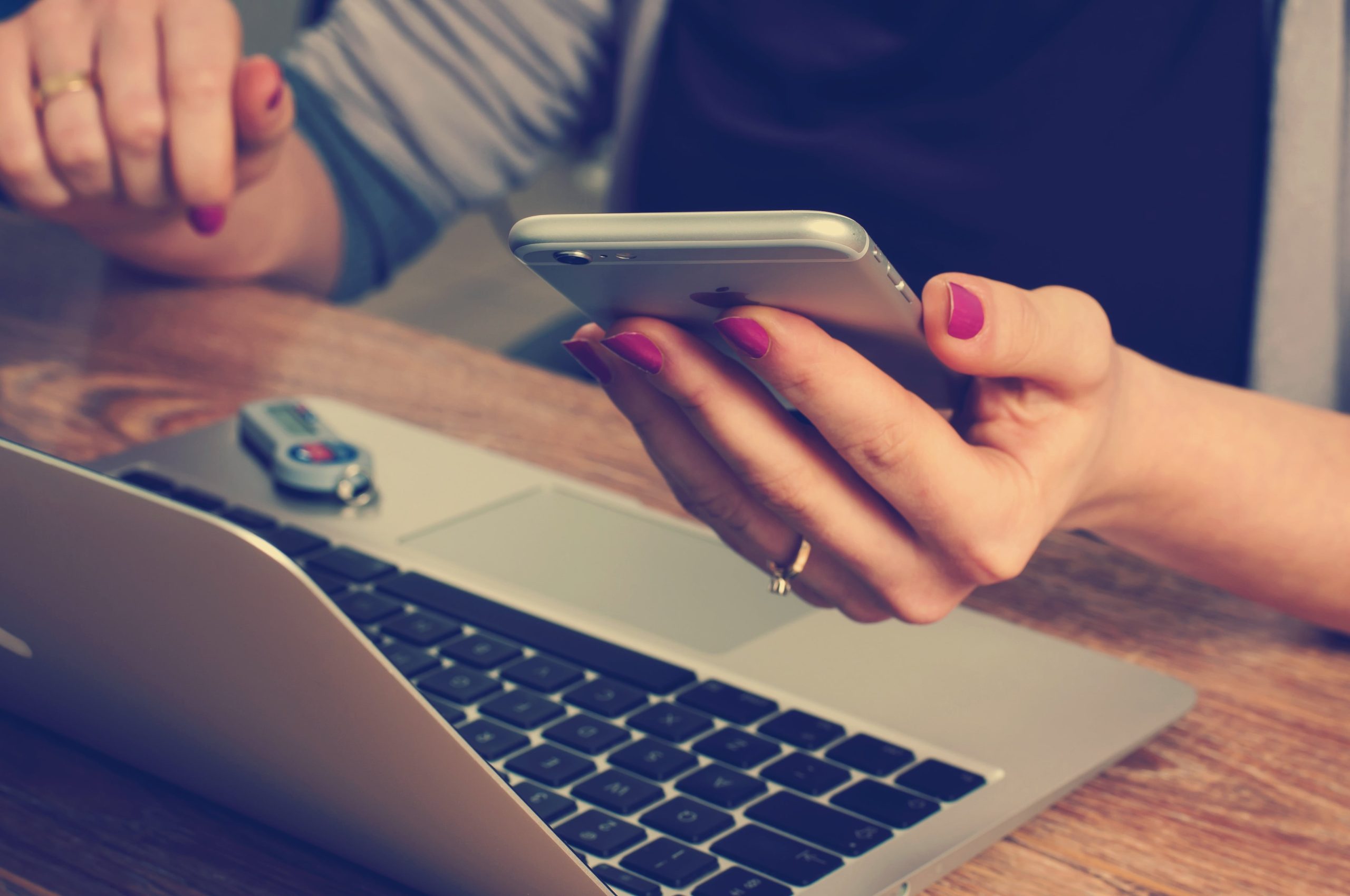 Woman searching for a mobile broadband provider.